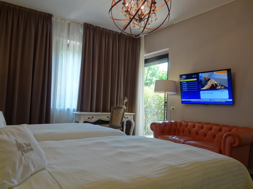 Like Home Boutique Hotel Azzano San Paolo Eksteriør bilde